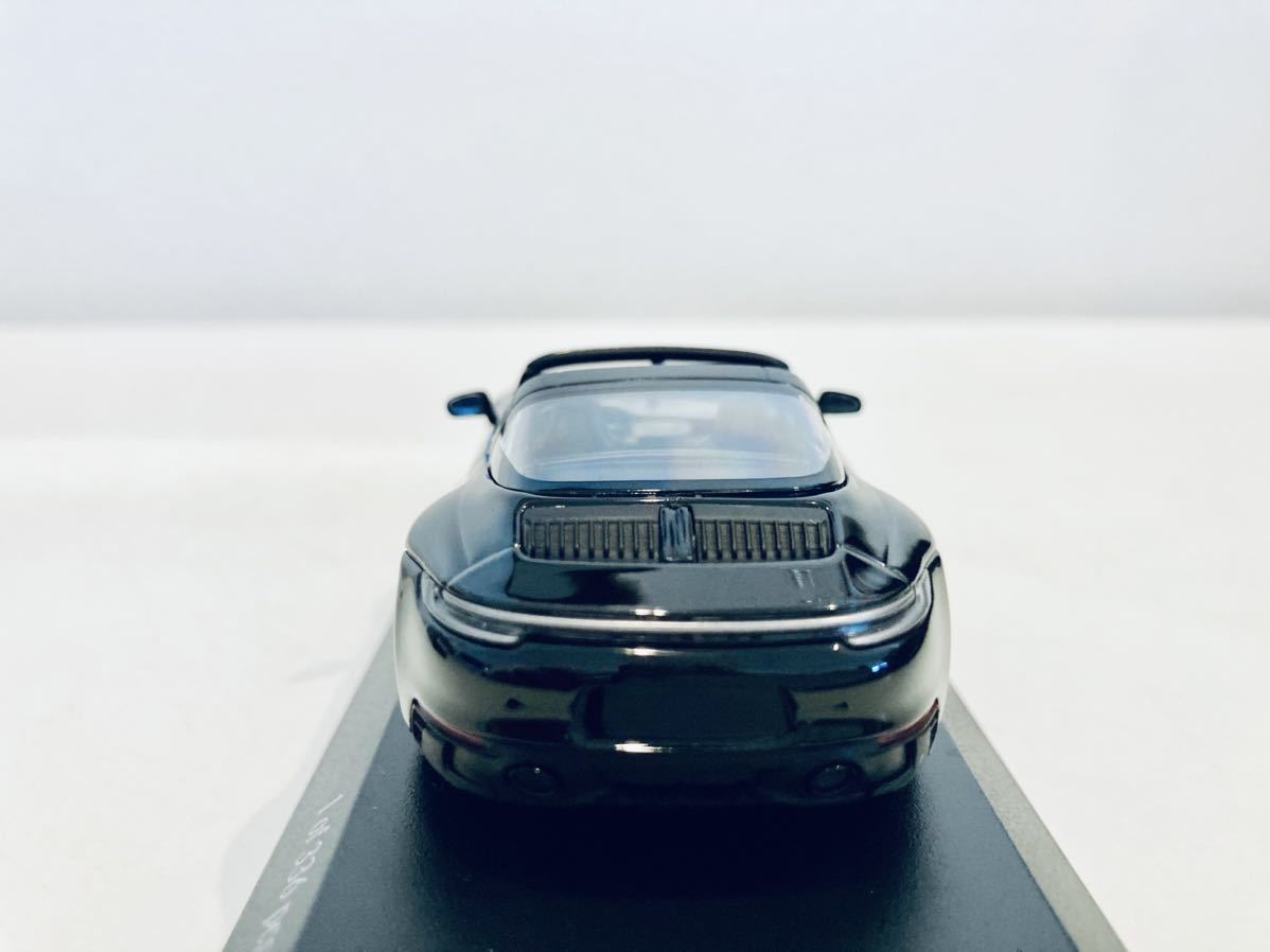 【送料無料】1/43 Minichamaps ポルシェ 911 Targa 4 GTS (992) 2021 Black_画像10