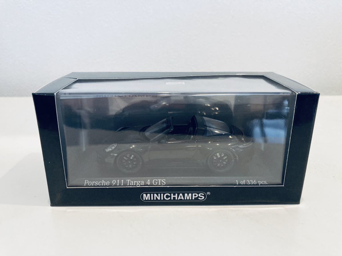 【送料無料】1/43 Minichamaps ポルシェ 911 Targa 4 GTS (992) 2021 Black_画像4