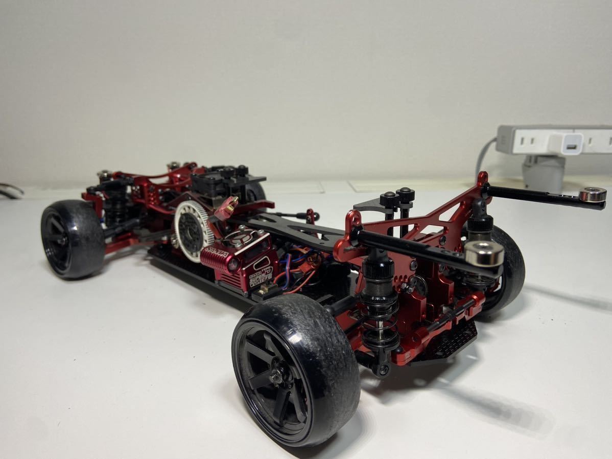 激レア！美品！限定100台D-LIKE 1/10 RC DriftCAR kit 「Re-R HYBRID ver.Red」DL501 メカ外します_画像3