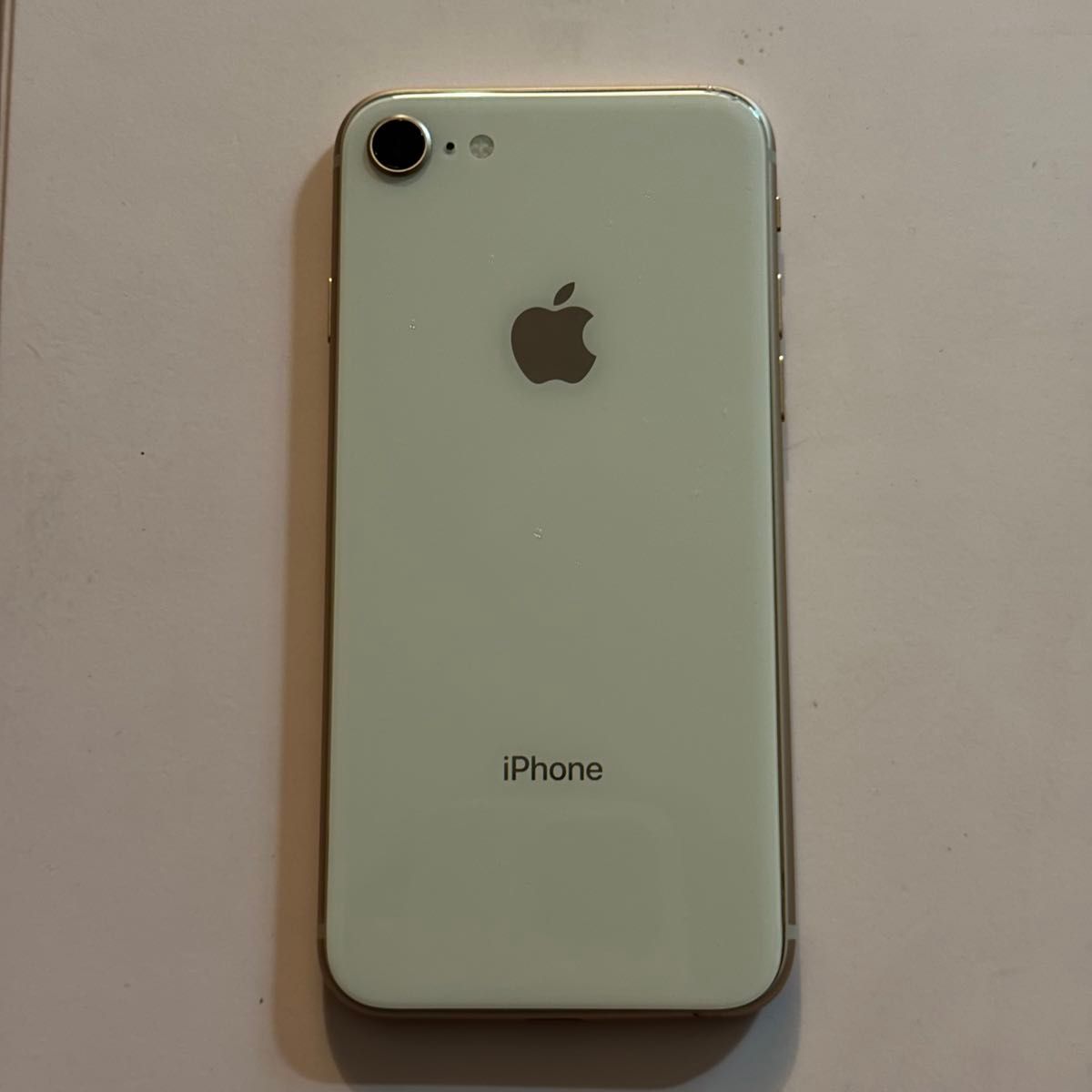 iPhone8 64GB ゴールド SIMロック解除済み ジャンク｜Yahoo!フリマ（旧