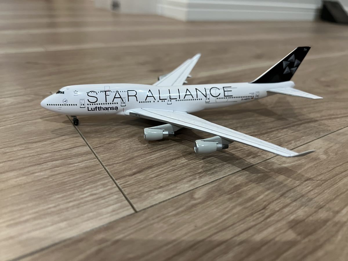 Dragonrufto handle The aviation Star a Ryan s painting Boeing 747-400 1/400