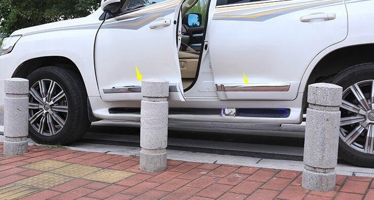 トヨタ ランドクルーザー200 専用ドアロアガーニッシュ 左右セット 4ｐセット　2色可選_画像4