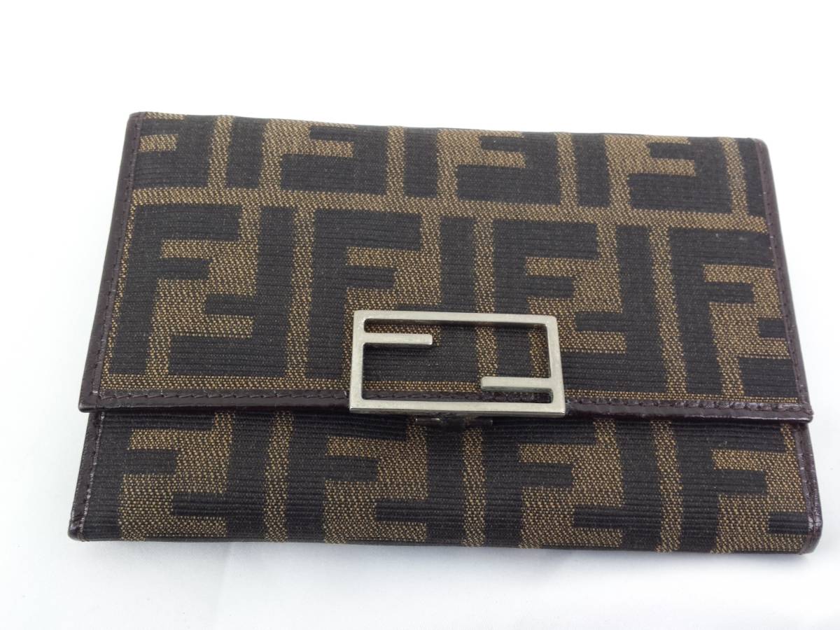 フェンディ FENDI 財布 長財布 ズッカ柄　コーチ　COACH　長財布　２個セット　中古_画像2