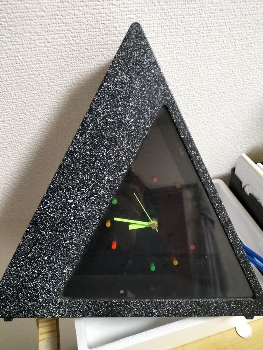 ネオン クロック レトロ 三角 ネオンクロック 大嶋漆器店 インテリア時計 ブラックライト 昭和