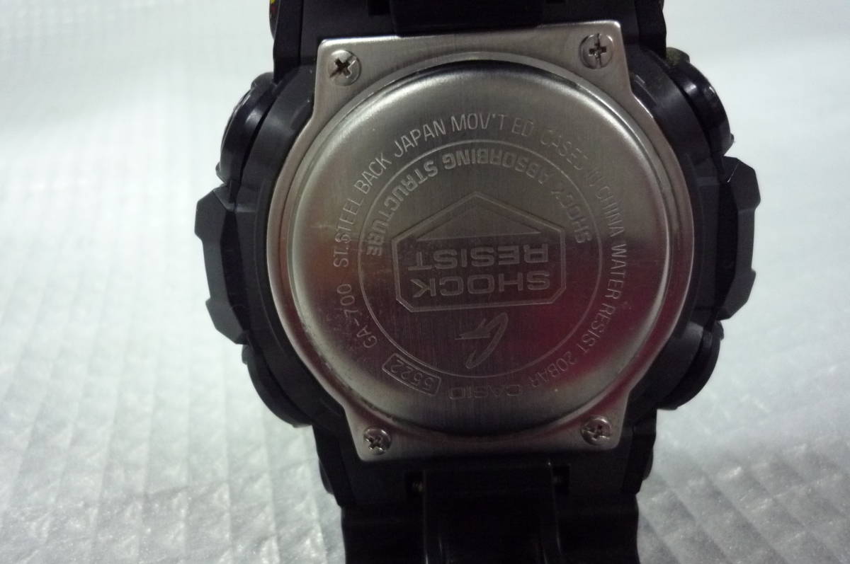 カシオ Gショック G-SHOCK メンズ ブラック 防水 耐衝撃構造 デジアナ 腕時計 GA-700　箱説明書付き_画像4