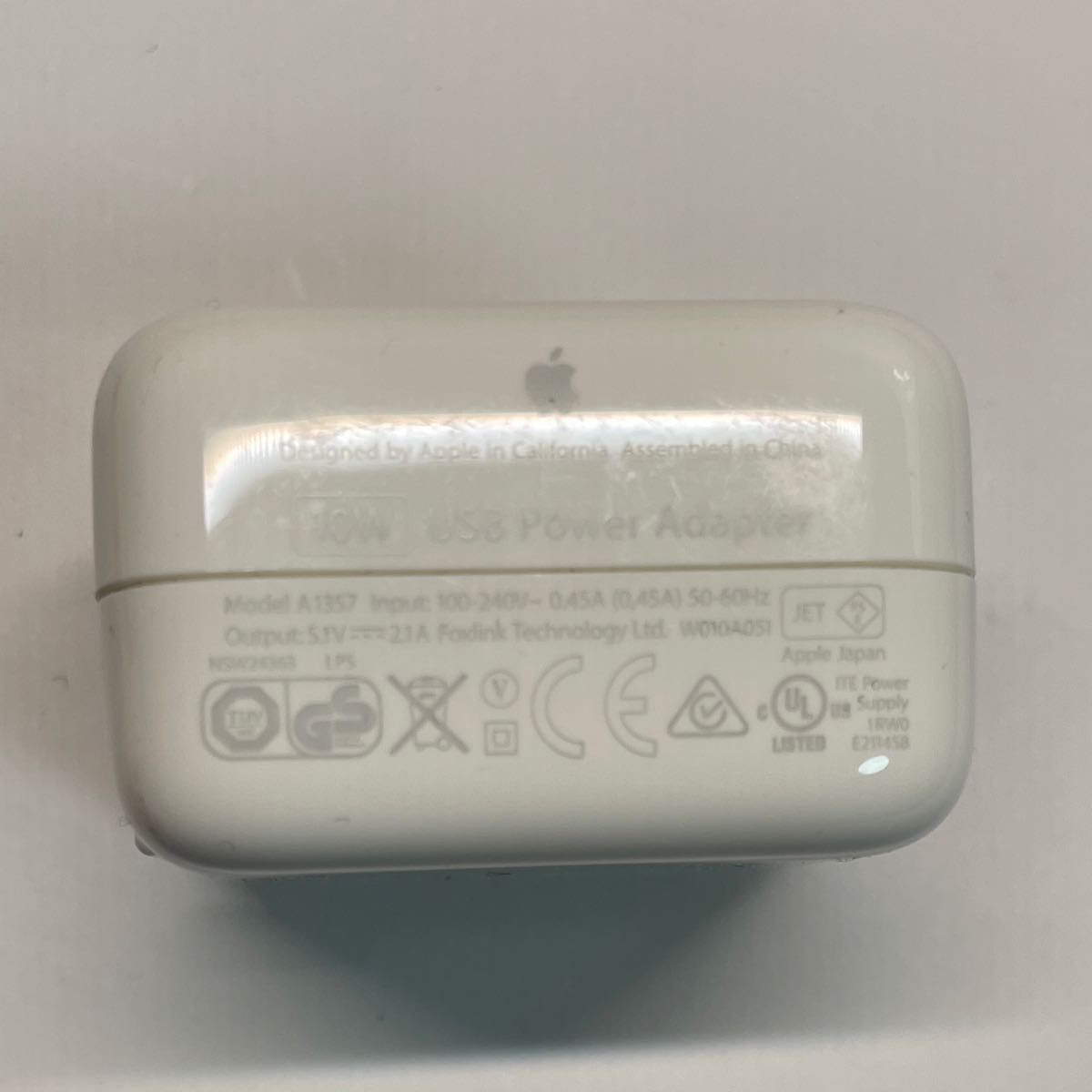 Apple USB 充電器 10W A1357