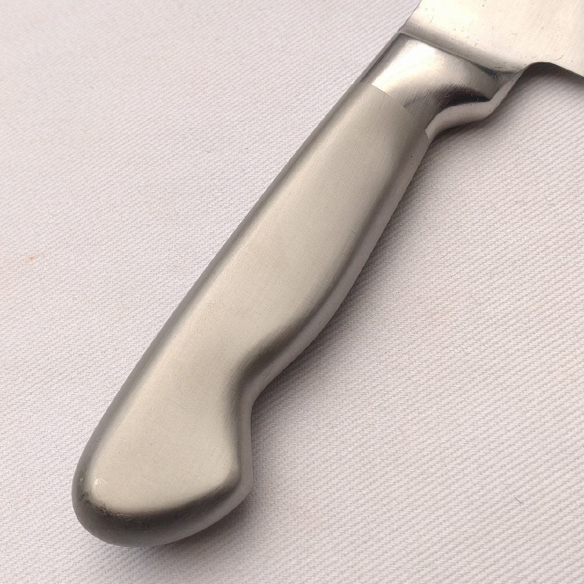 牛刀包丁 Shiny Molybdenum vanadium steel 刃長約180㎜ 洋包丁 牛刀包丁 Shiny Molybdenum vanadium steel 刃長約180㎜ 洋包丁