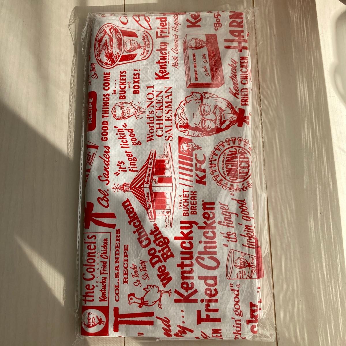 ケンタ福袋　大容量レジャーバッグ　【新品】ケンタッキー KFC オリジナル大容量レジャーバッグ 2024 福袋 エコバッグ