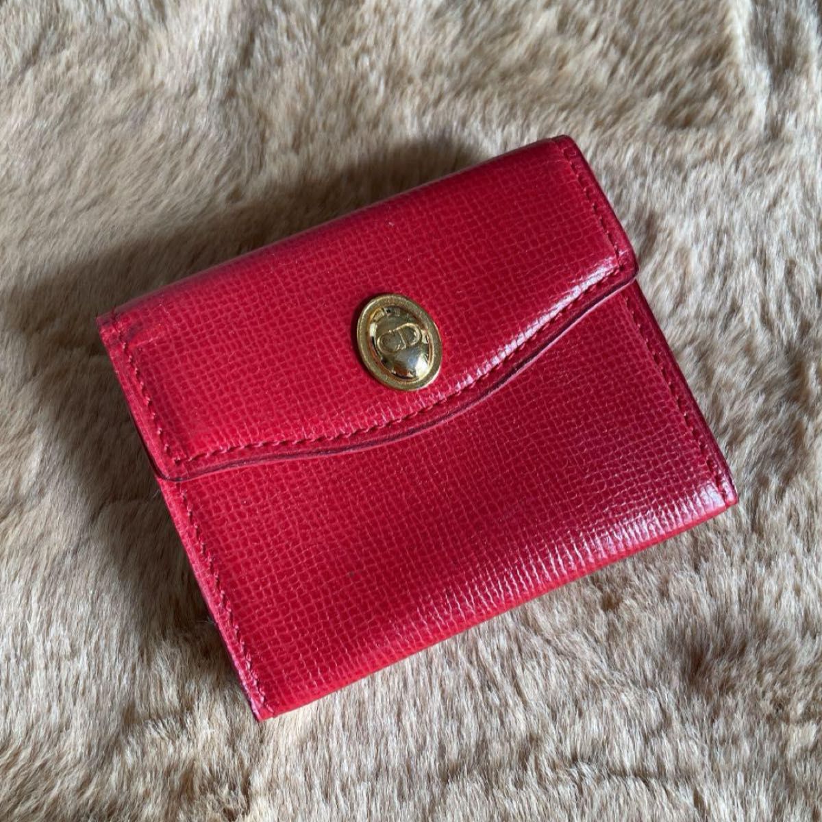 未使用 Christian Dior 折り財布 二つ折り CD柄 ロゴグラム 赤 未使用 Christian Dior 折り財布 二つ折り CD柄 ロゴグラム 赤