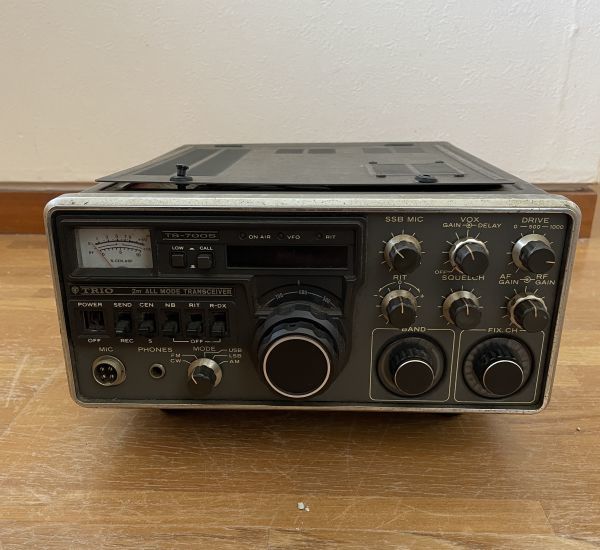 KENWOOD TS-700S トリオ TRIO 無線機 トランシーバー 現状品_画像1