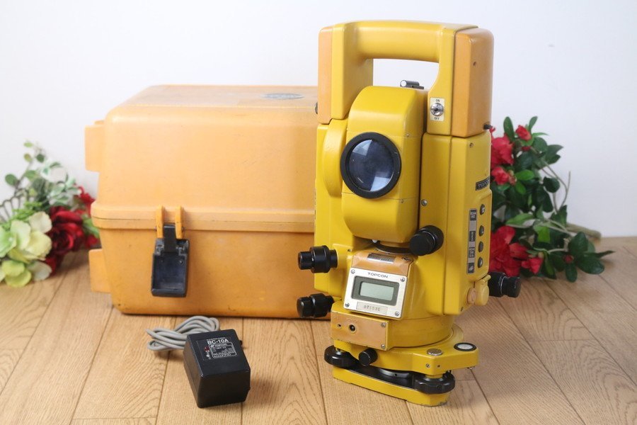 TOPCON GTS-310F】トータルステーション 測量機 ジャンク!! 管Z7813 TOPCON GTS-310F】トータルステーション 測量機 ジャンク!! 管Z7813