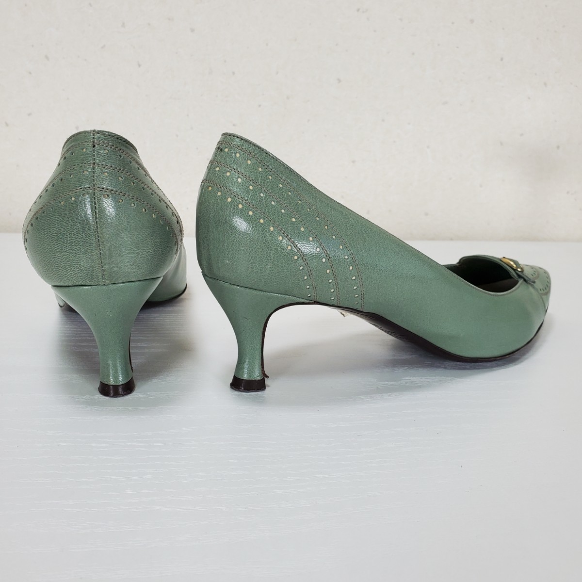 美品 MARC JACOBS マークジェイコブス 本革レザー ローヒール 美品 MARC JACOBS マークジェイコブス 本革レザー ローヒール
