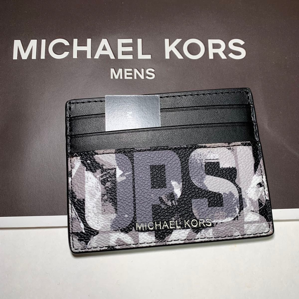 MICHAEL KORS マイケルコース　カードケース　パスケース 定期入れ