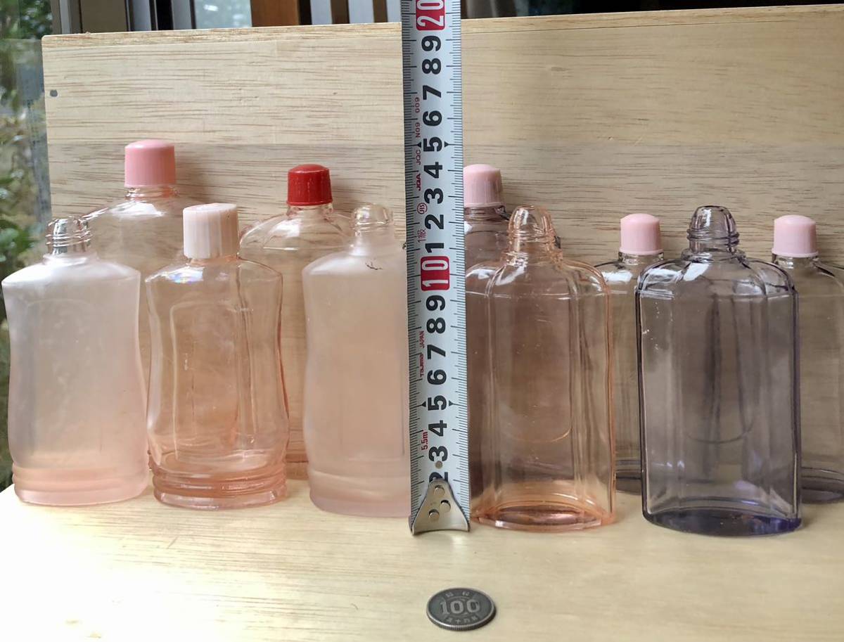 日本のレトロコスメ 昭和ガラス ピンク 紫 化粧水系瓶 化粧品瓶 いろいろ レトロ ガラス瓶 インテリア アクセサリー_画像10