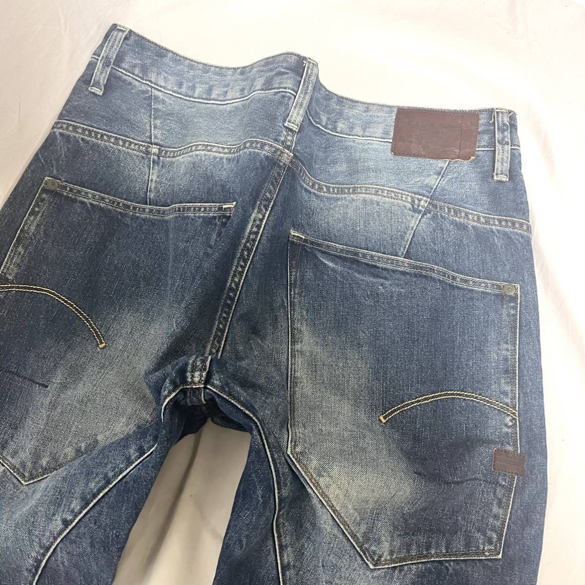 送料無料！g-star raw ジースターロゥ　ジーンズ デニム パンツ ボタンフライ　テーパード　36 ビッグサイズ_画像2