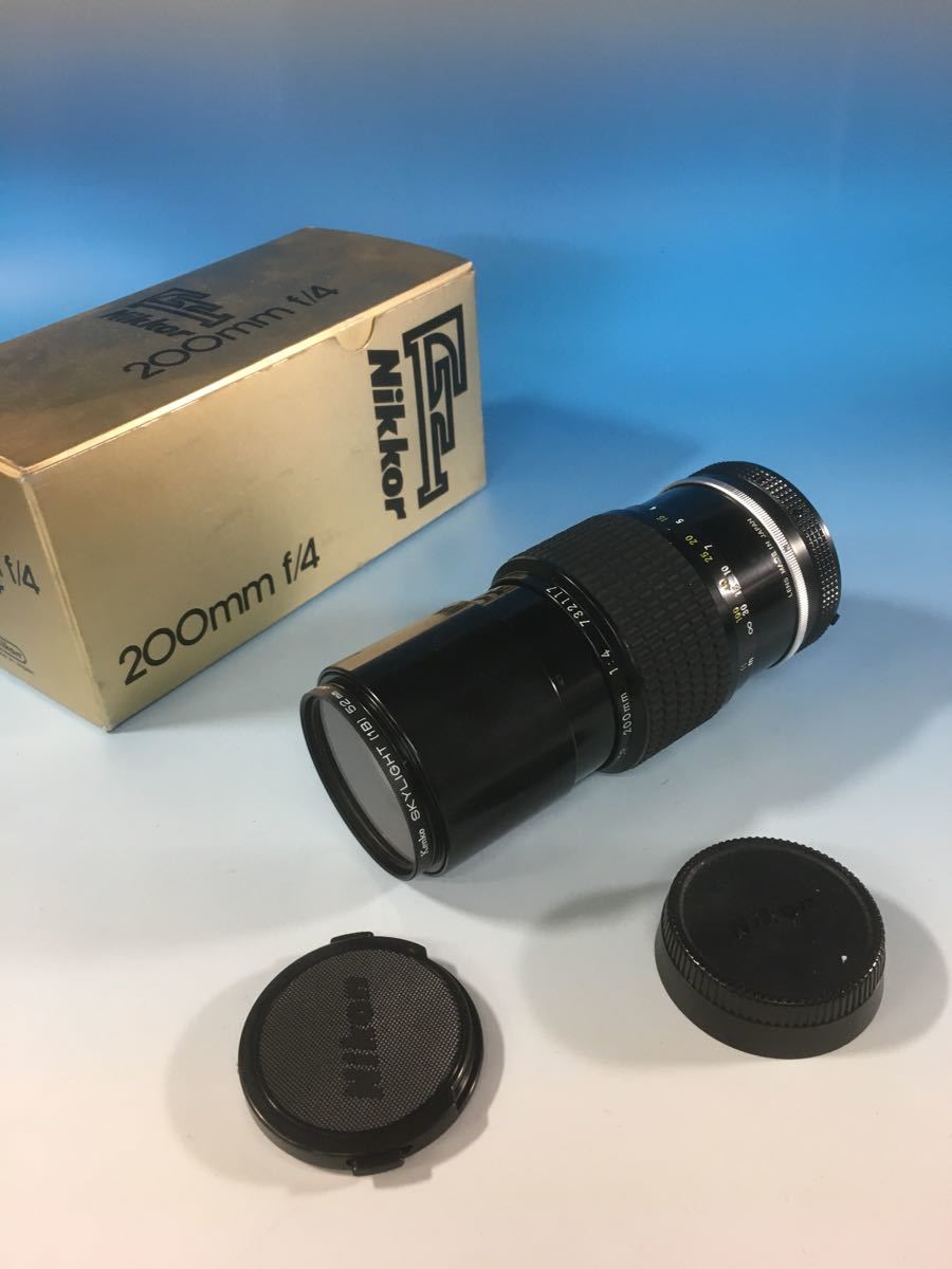 ニコンNIKON 200mm f/4 nikkor made in Japan Kenko SKYLIGHT 1B 52mm 箱付き 美品_画像1