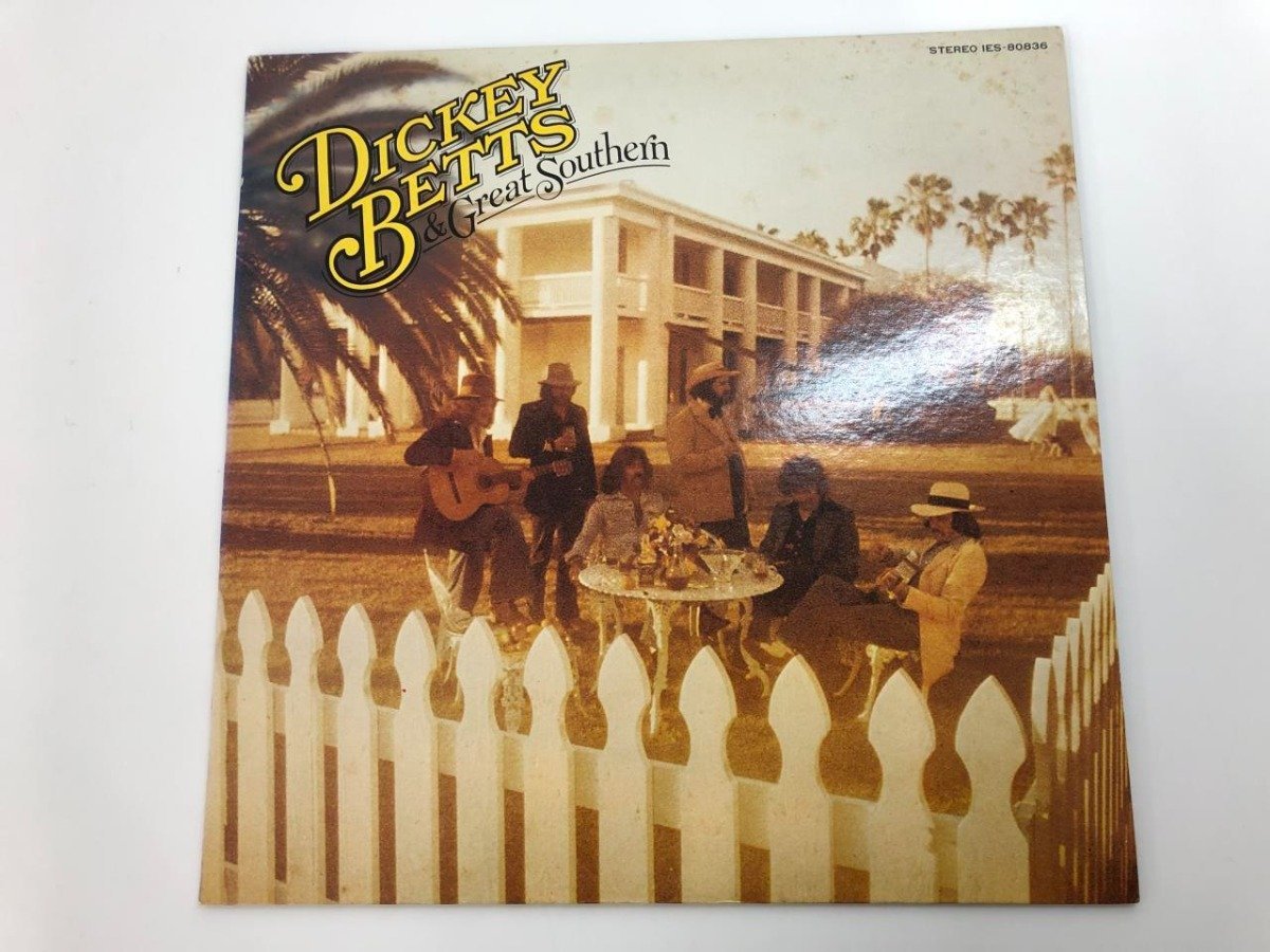 ▼　【☆LPレコード Dickey Betts & Great Southern ディッキー・ベッツ&グレイト・サザン IES-80836】107-02401_画像1