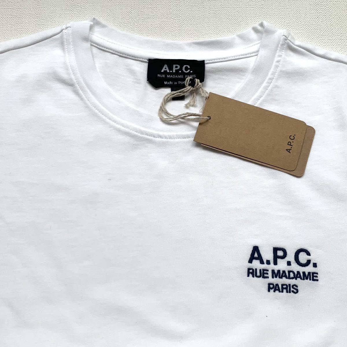 XL new goods A.P.C. A.P.C. standard embroidery Logo Denise T-shirt .1.54 ten thousand white white lady's APC thick 2023SS short sleeves Mini Logo free shipping 