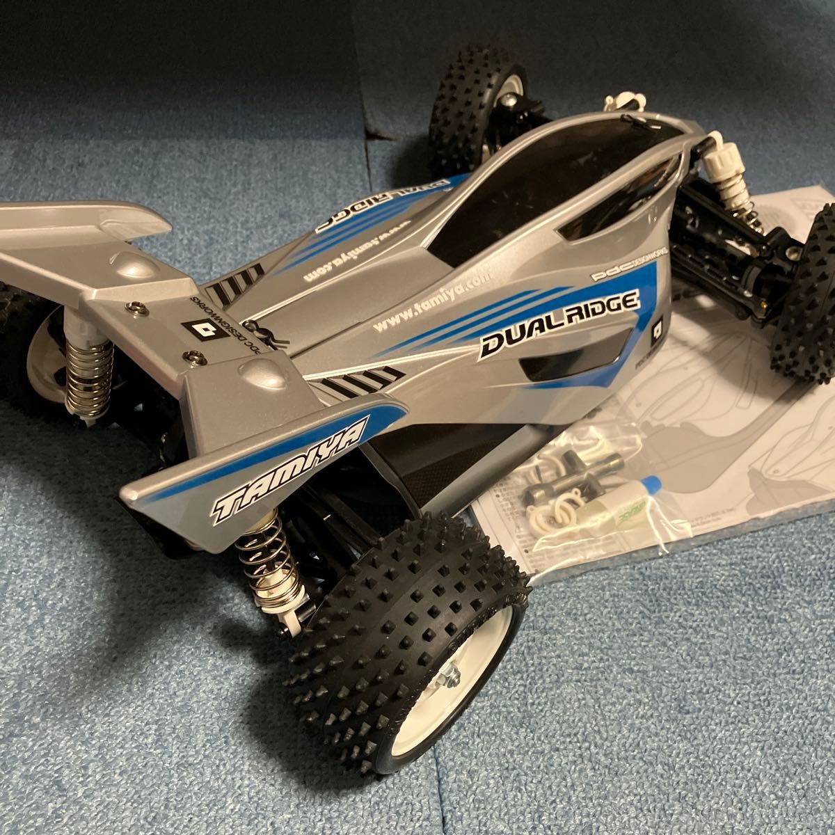 タミヤ1／10RC TT02B 未走行シャーシ　ボディー　モーター　メーカー完成XBより