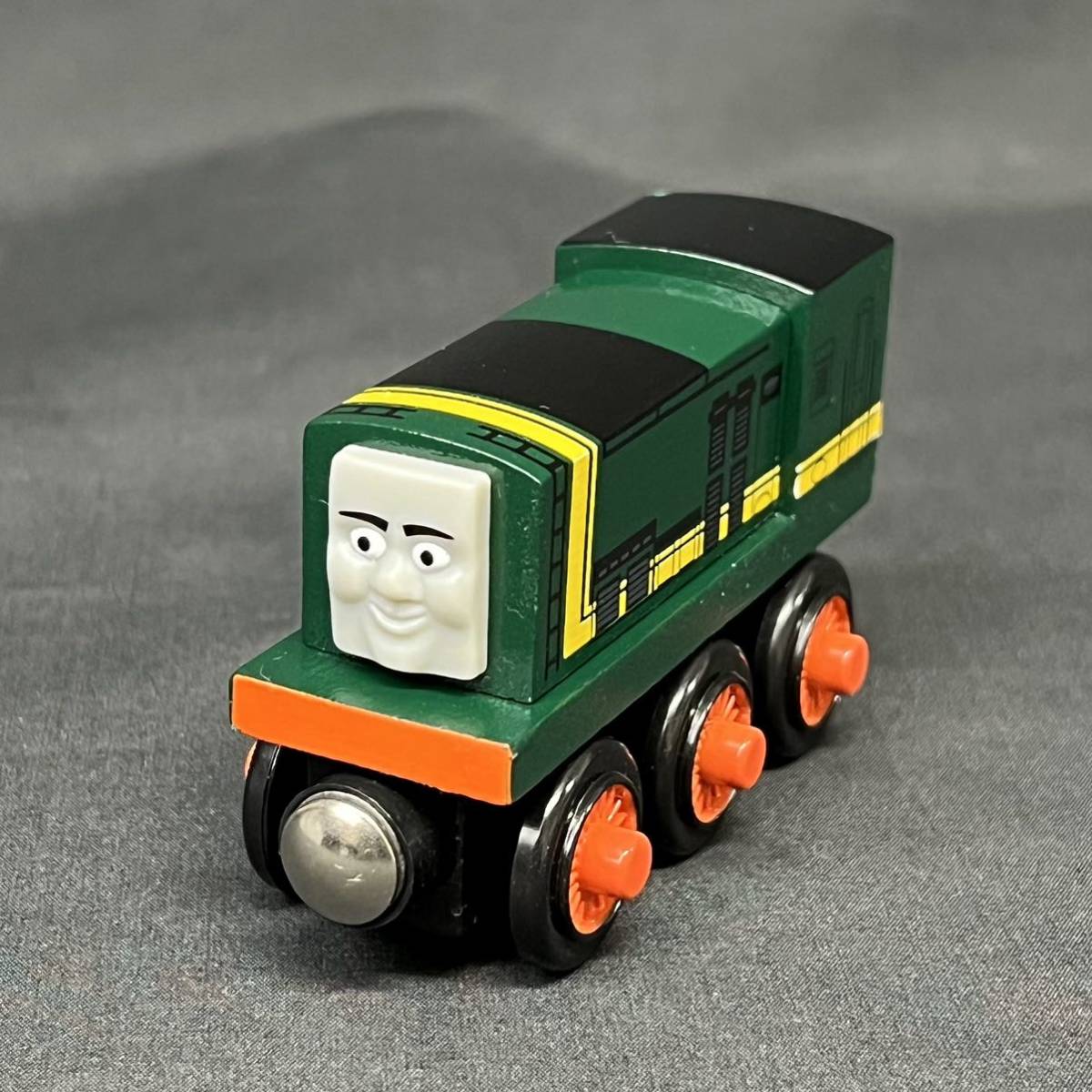 木製トーマス きかんしゃトーマス パクストン PAXTON ディーゼル 木製トーマス きかんしゃトーマス パクストン PAXTON ディーゼル