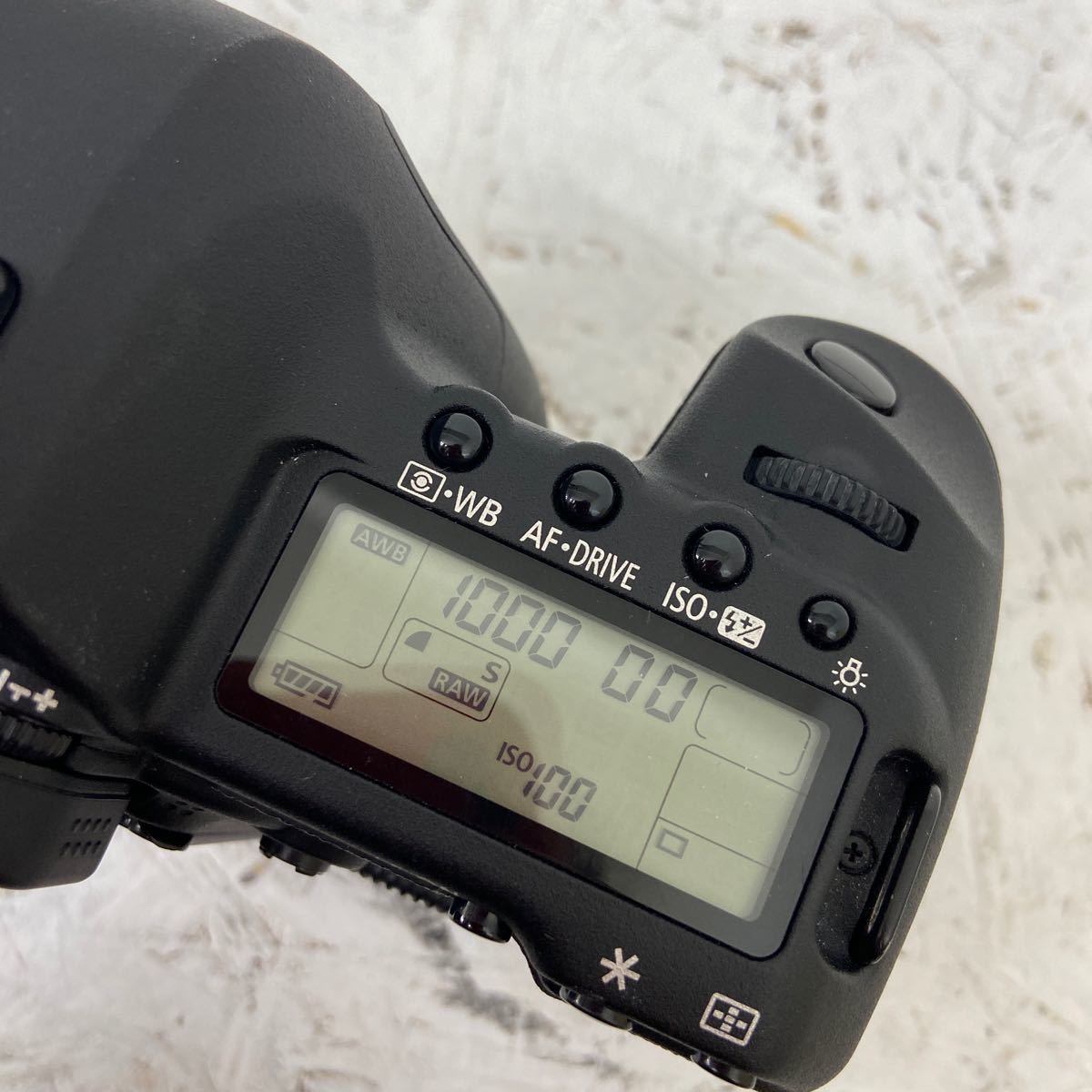 2 Canon EOS 5D Mark II ボディ 一眼レフ カメラ 趣味 キャノン デジタルカメラ デジカメ 充電器_画像5