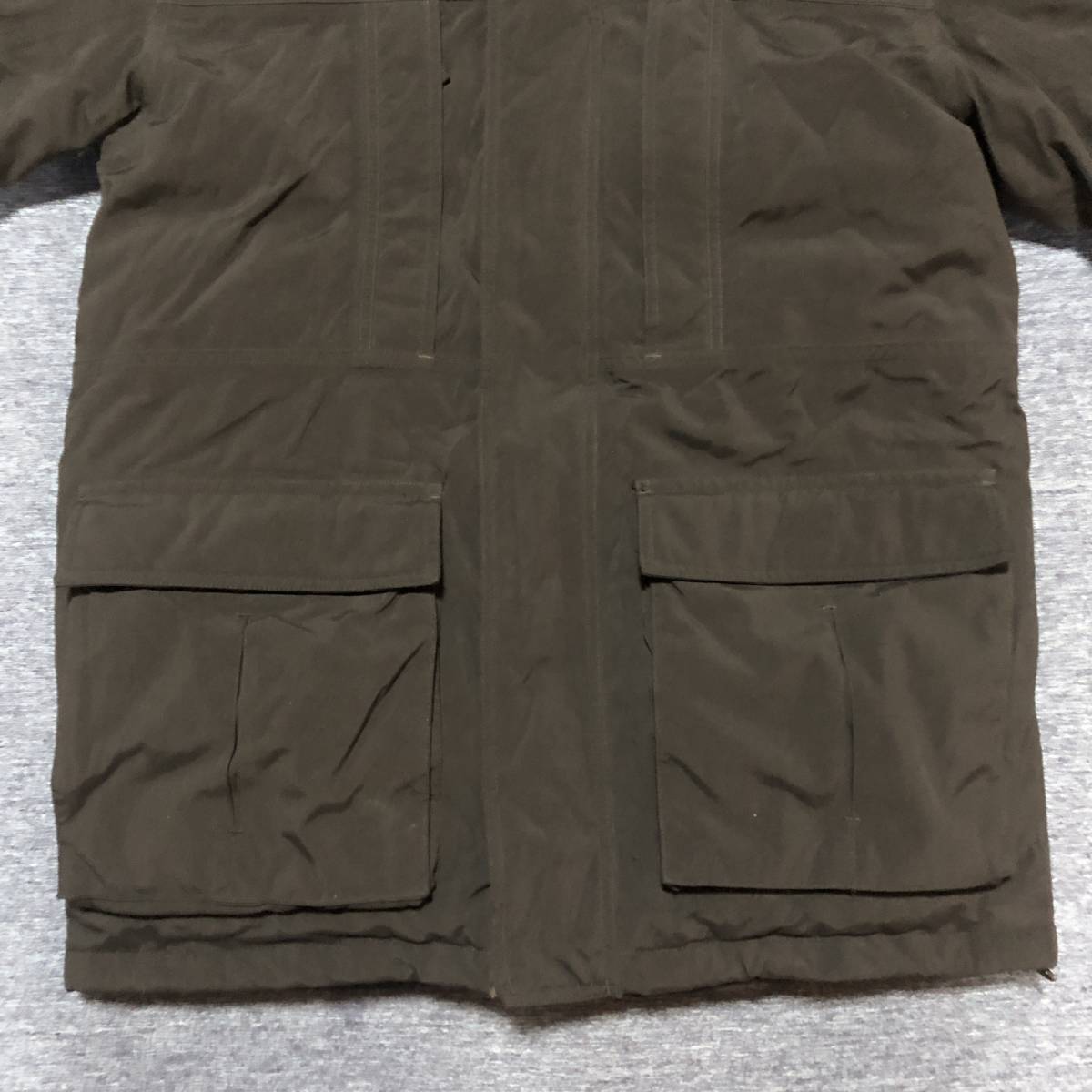 エディーバウアー　2000s　ダウンジャケット　00s　Eddie Bauer　フードジャケット　黒　マウンテンジャケット　古着　eBay　イーベイ_画像4