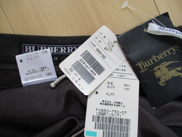 新品 バーバリー BURBERRY グレー カシミア混スカート 13ABR 44 大きいサイズ_画像8