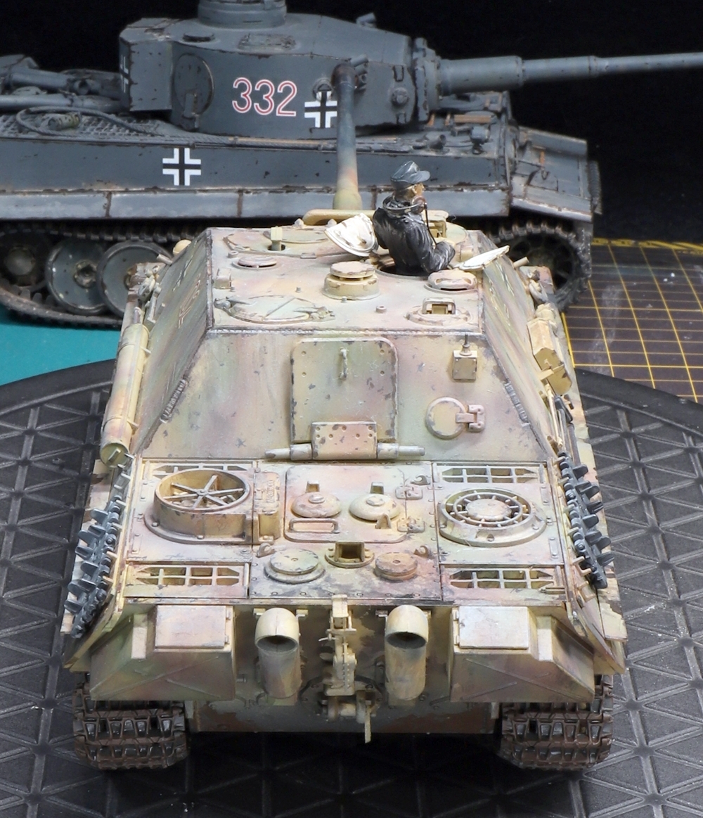1/35 ドイツ軍 ヤークトパンター後期型「102」第560重駆逐戦車 1/35 ドイツ軍 ヤークトパンター後期型「102」第560重駆逐戦車