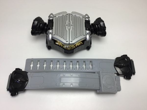 仮面ライダーウィザード 変身ベルト DXビーストドライバー　【管理番号　H19078】350_画像1