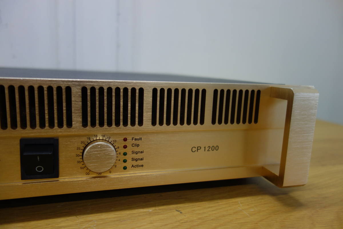 Classic Pro CP 1200 パワーアンプ 通電可 動作未確認 クラシックプロ 中古 ジャンク品 管理140_画像5