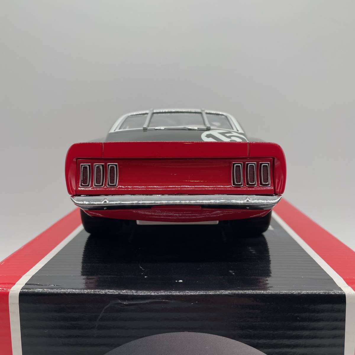 GMP WELLY 1/18 1969 PARNELLI JONES #15 TRANS-AM FORD MUSTANG BOSS 302 フォード マスタング モデルカー ミニカー_画像6