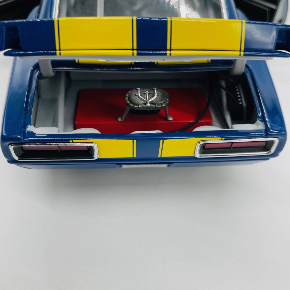 GMP 1/18 Chevrolet Camaro Z28 TRANS-AM Team Penske 1967 George Follmer シボレー カマロ ペンスキー モデルカー ミニカー_画像10