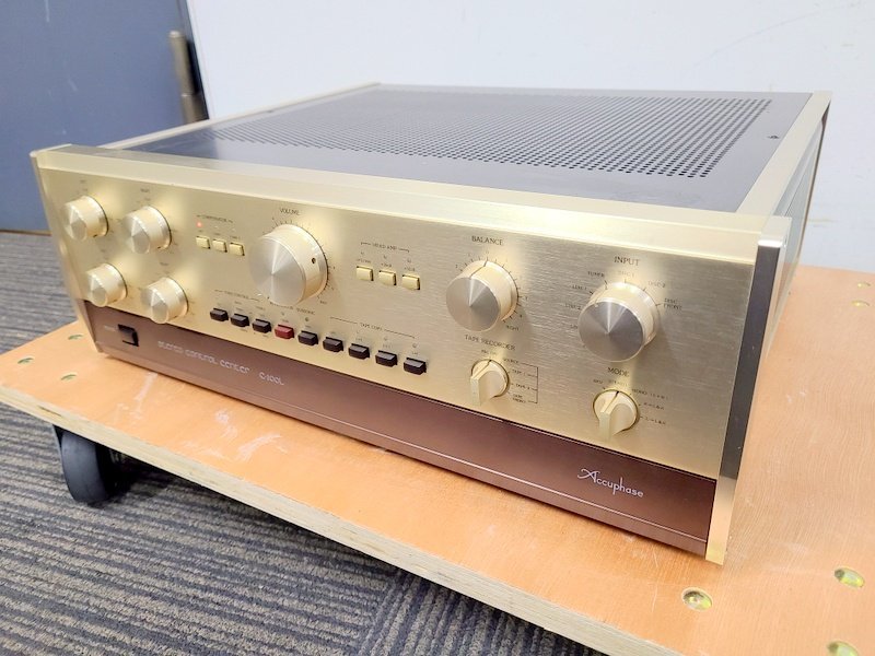 【ジャンク品】Accuphase C-200L ステレオプリアンプ アキュフェーズ 1円～　Y6682_画像1