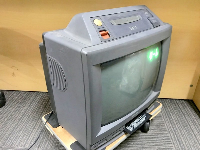 【動作未確認】SHARP 14G-SF1 スーパーファミコン内蔵 カラーテレビジョン受信機 ブラウン管テレビ 14型 シャープ 1円~　S2892_画像2