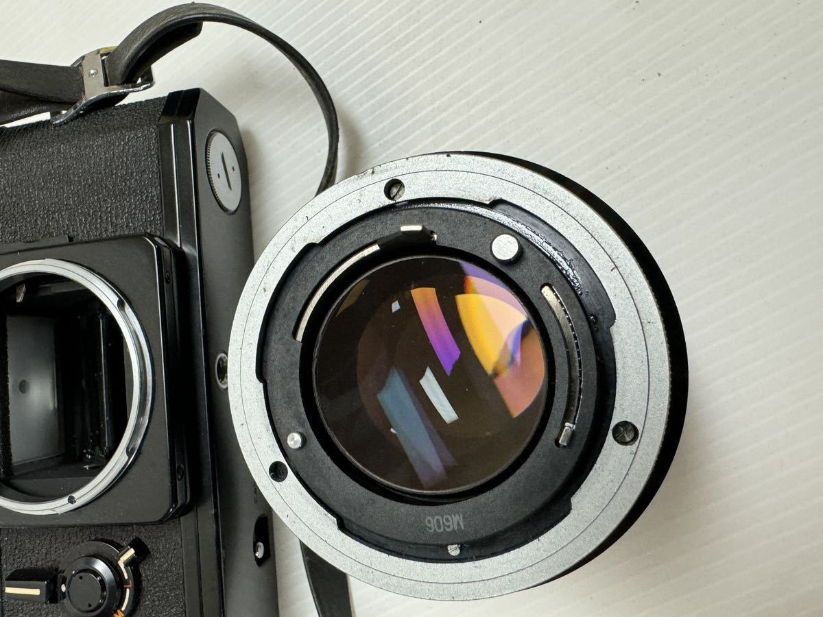 Canon F-1 フィルム一眼レフカメラ　レンズ2個付き　FD 55mm 1:1.2 28mm 1:3.5_画像10
