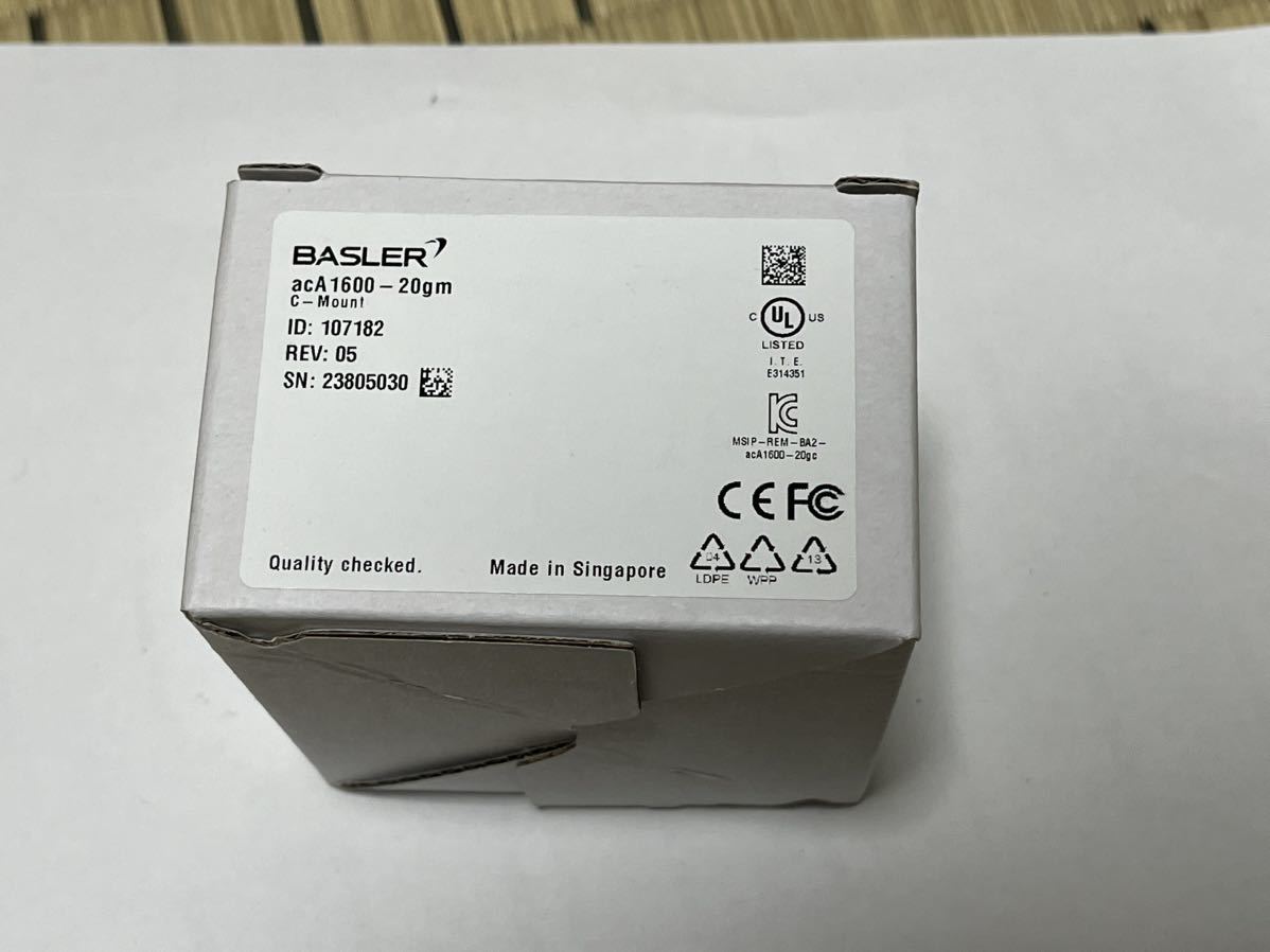 BASLER バスラー　モノクロエリアセンサーカメラ　acA1600-20gm 未使用品_画像1