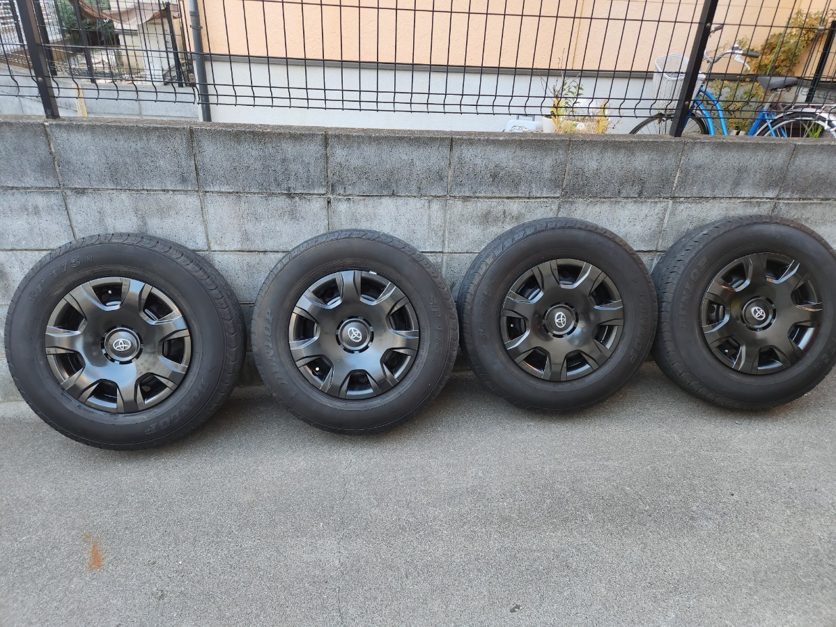 引取歓迎　200系ハイエース　純正タイヤホイール　195/80R/15　埼玉県さいたま市から_画像1