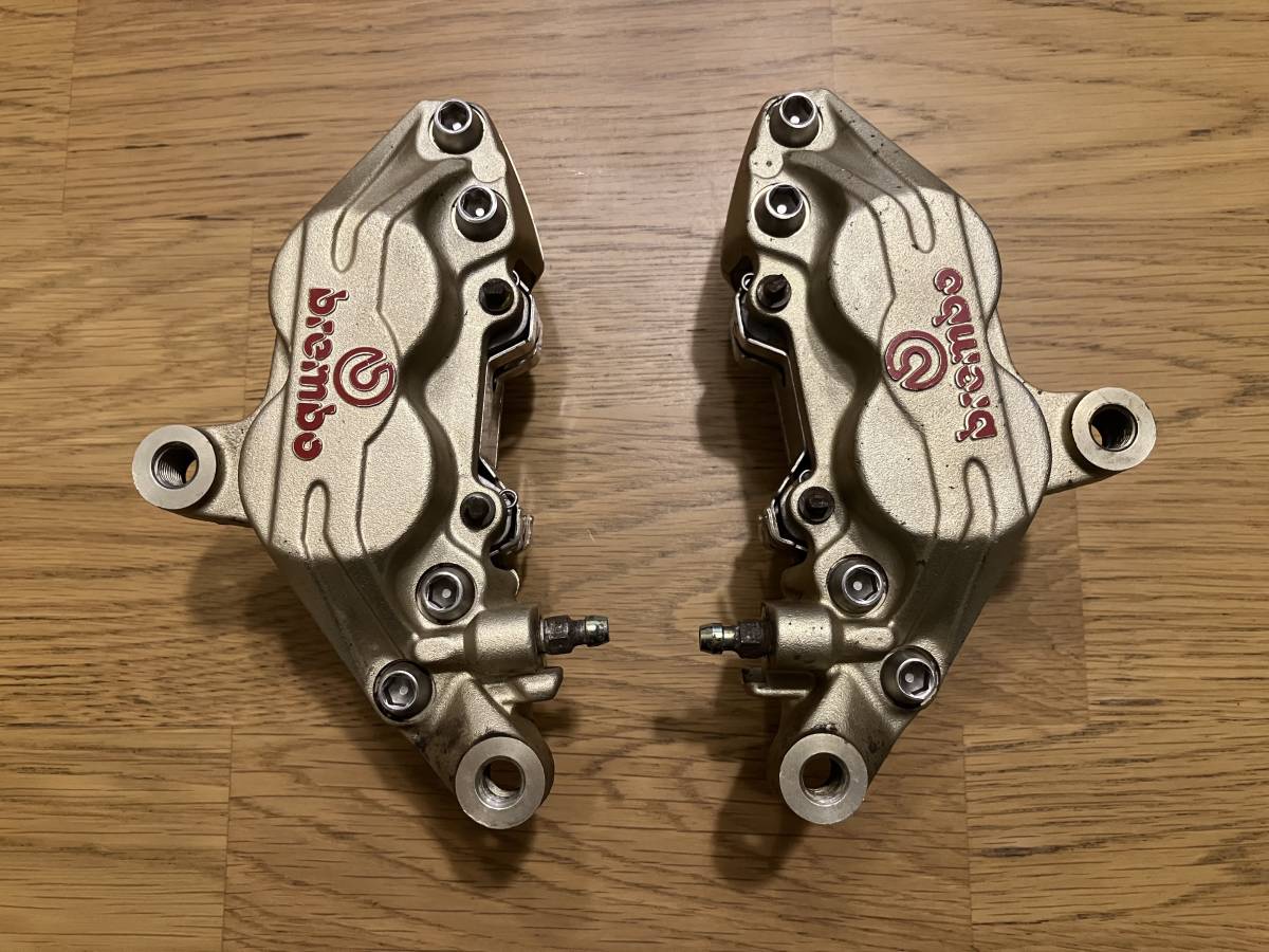 ブレンボ（Brembo）4POTフロントキャリパーセット　100mmピッチ　XJR1300 XJR1200 イナズマ インパルスなど　ブレーキパッドおまけ_画像1