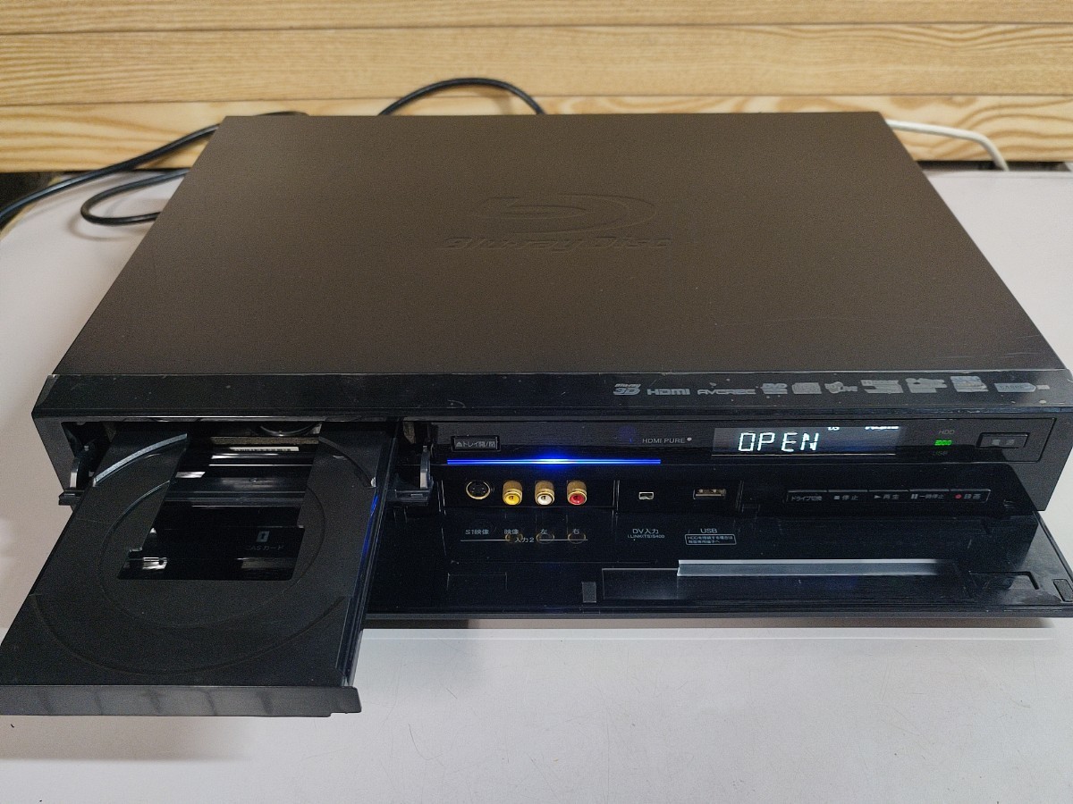 貴重名機 2TB 10年 東芝/REGZA HDD/BDレコーダー RD-X10 2番組 貴重名機 2TB 10年 東芝/REGZA HDD/BDレコーダー RD-X10 2番組