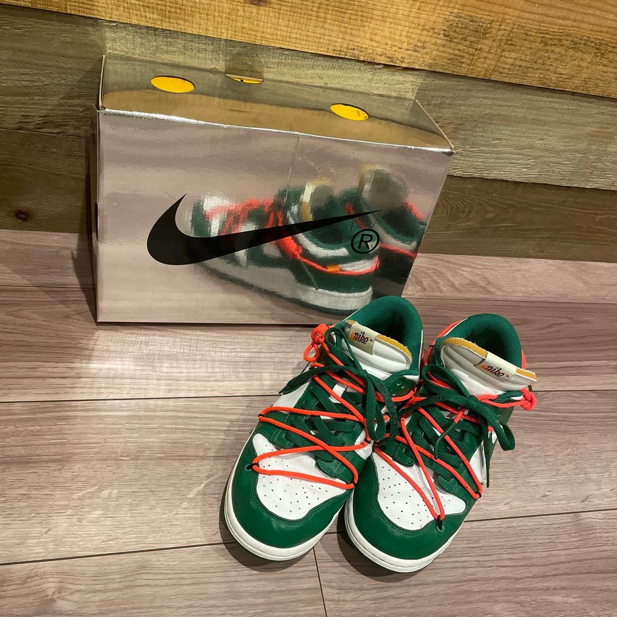 OFF-WHITE × Nike Dunk Low "White/Pine-Green"オフホワイト × ナイキ ダンク ロー "