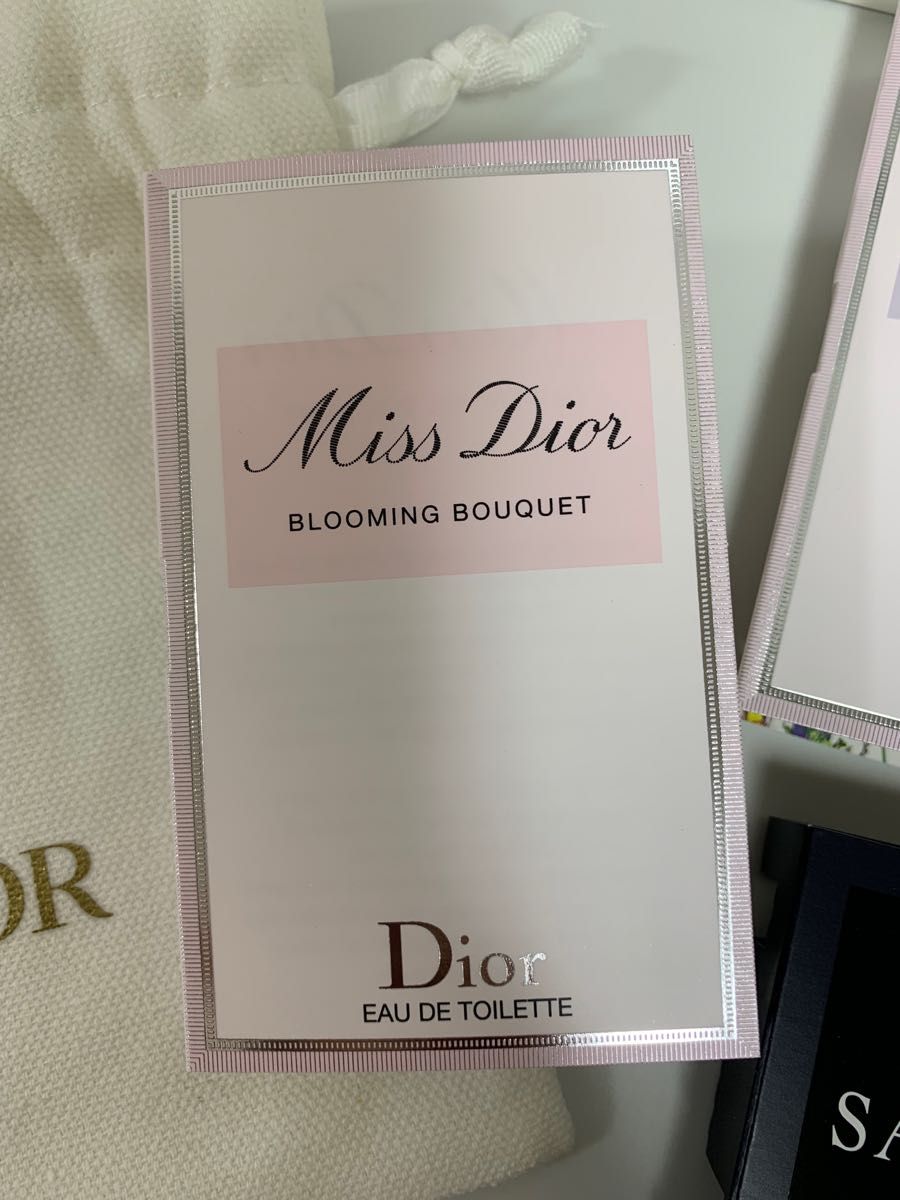 Dior ディオール　香水　サンプル　4点　巾着付き