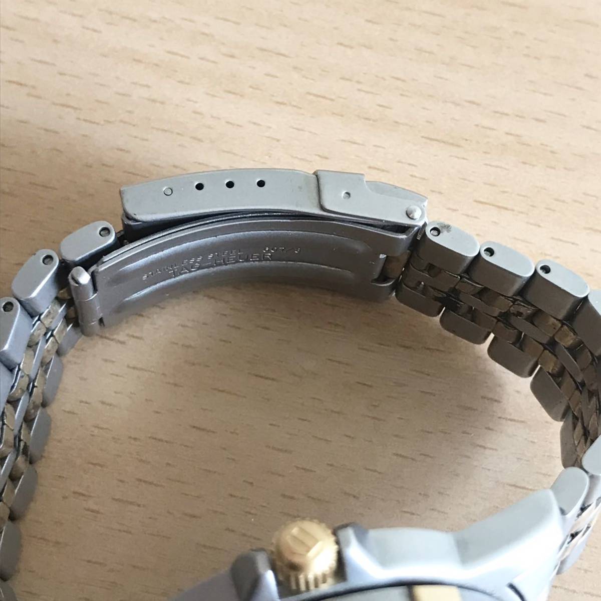 201-0120 TAG HEUER タグホイヤー メンズ腕時計　金属ベルト　クオーツ　プロフェッショナル 200m 955.706G 電池切れ 動作未確認_画像9