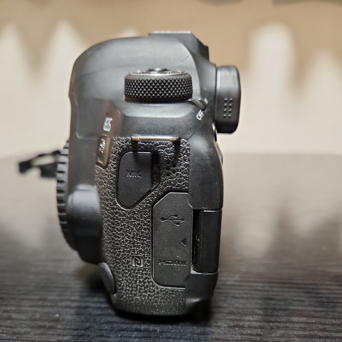 Canon　EOS6D Mark2 フルサイズ一眼レフカメラ　キャノン　_画像3