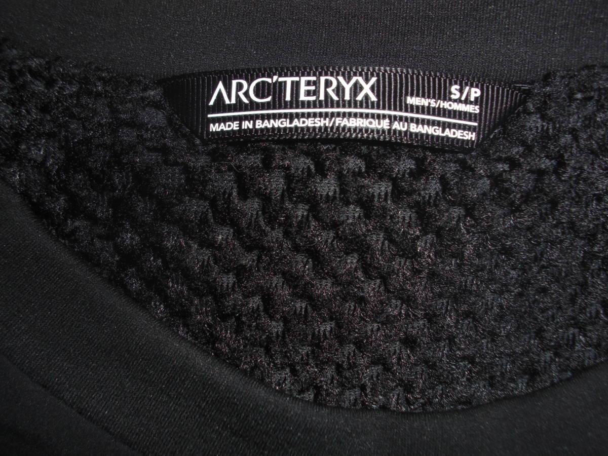 極美品 ARC’TERYX アークテリクス Proton Crew (S) Black プロトンクルー アクティブ インサレーション フリース プルオーバー 22AW_画像4