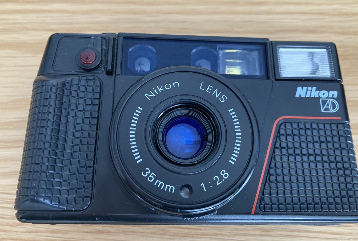 Nikon ニコン L35AD2. LENS 35mm 1:2.8. ピカイチ フイルムカメラ コンパクトカメラ　ソフトケース　ストラップ_画像1