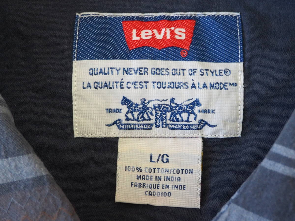 ☆送料無料☆ Levi’s リーバイス USA直輸入 古着 長袖 チェック 胸ポケット付き シャツ メンズ L グレー トップス 中古 即決_画像9