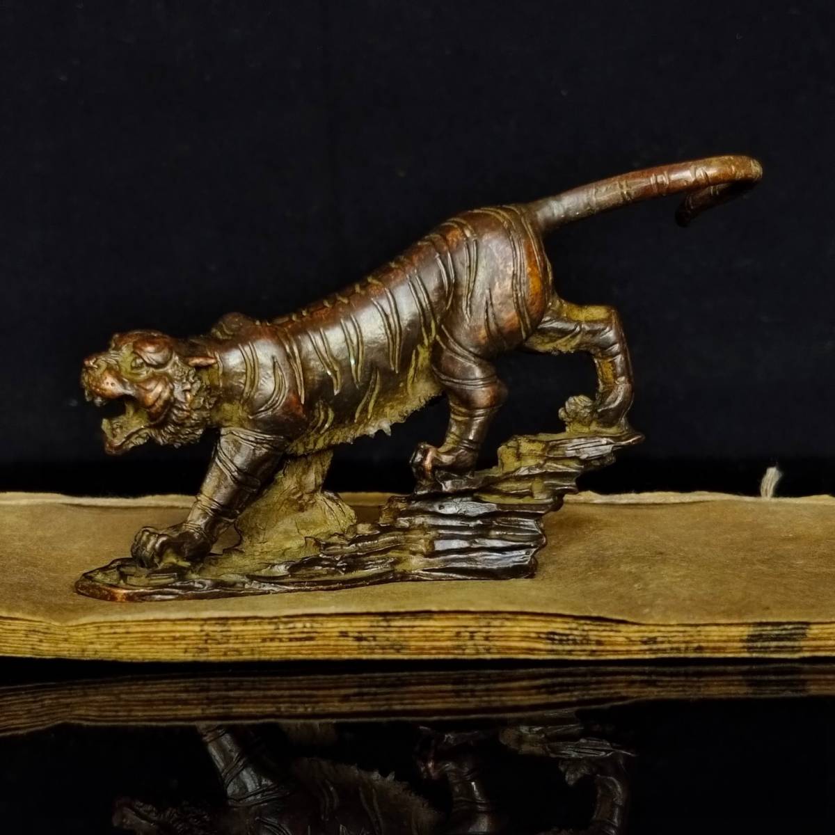 『館蔵珍品 銅製 下山虎』置物 賞物 貴重物品 収蔵品 中国古美術