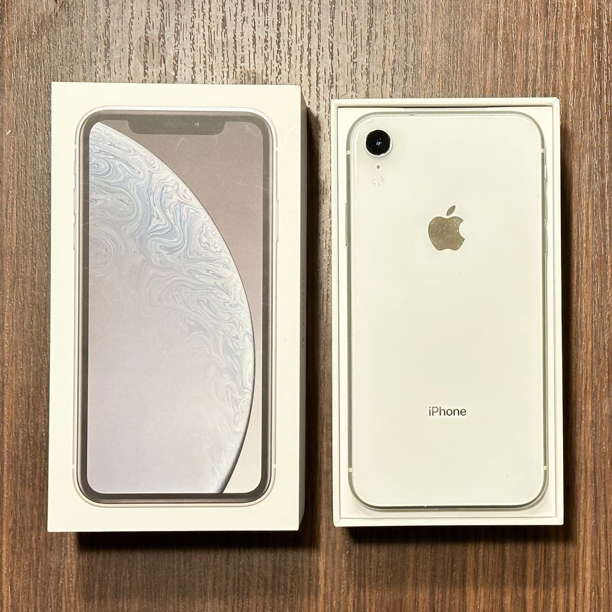 iPhone XR 128GB ホワイトSIMフリー アイフォーン XR 128GB White 中古スマホ SIMロック解除