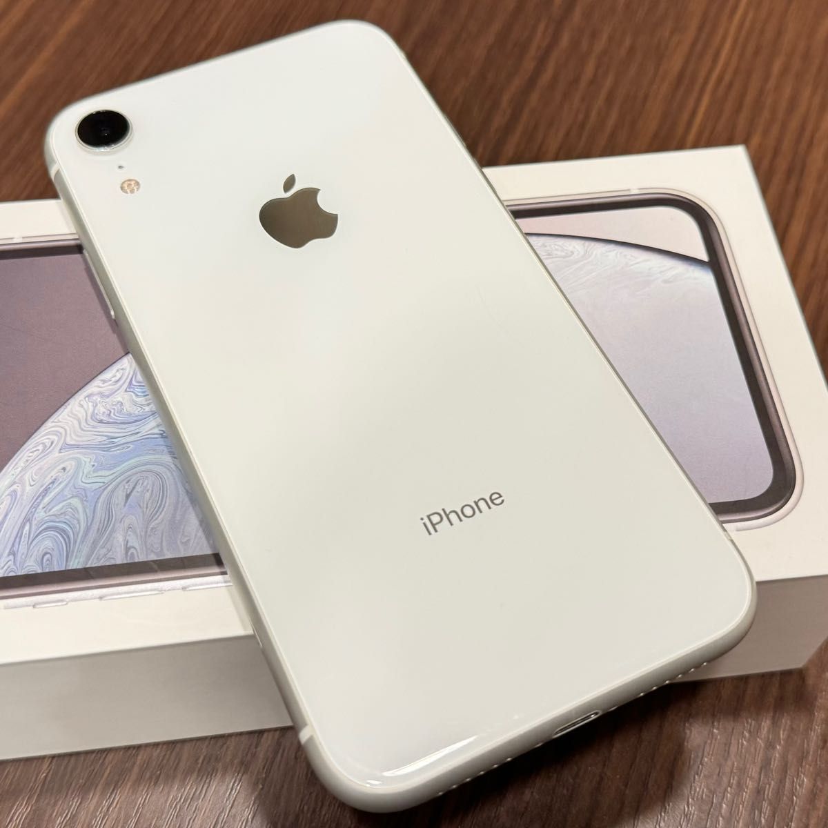 iPhone XR 128GB ホワイトSIMフリー アイフォーン XR 128GB White 中古スマホ SIMロック解除