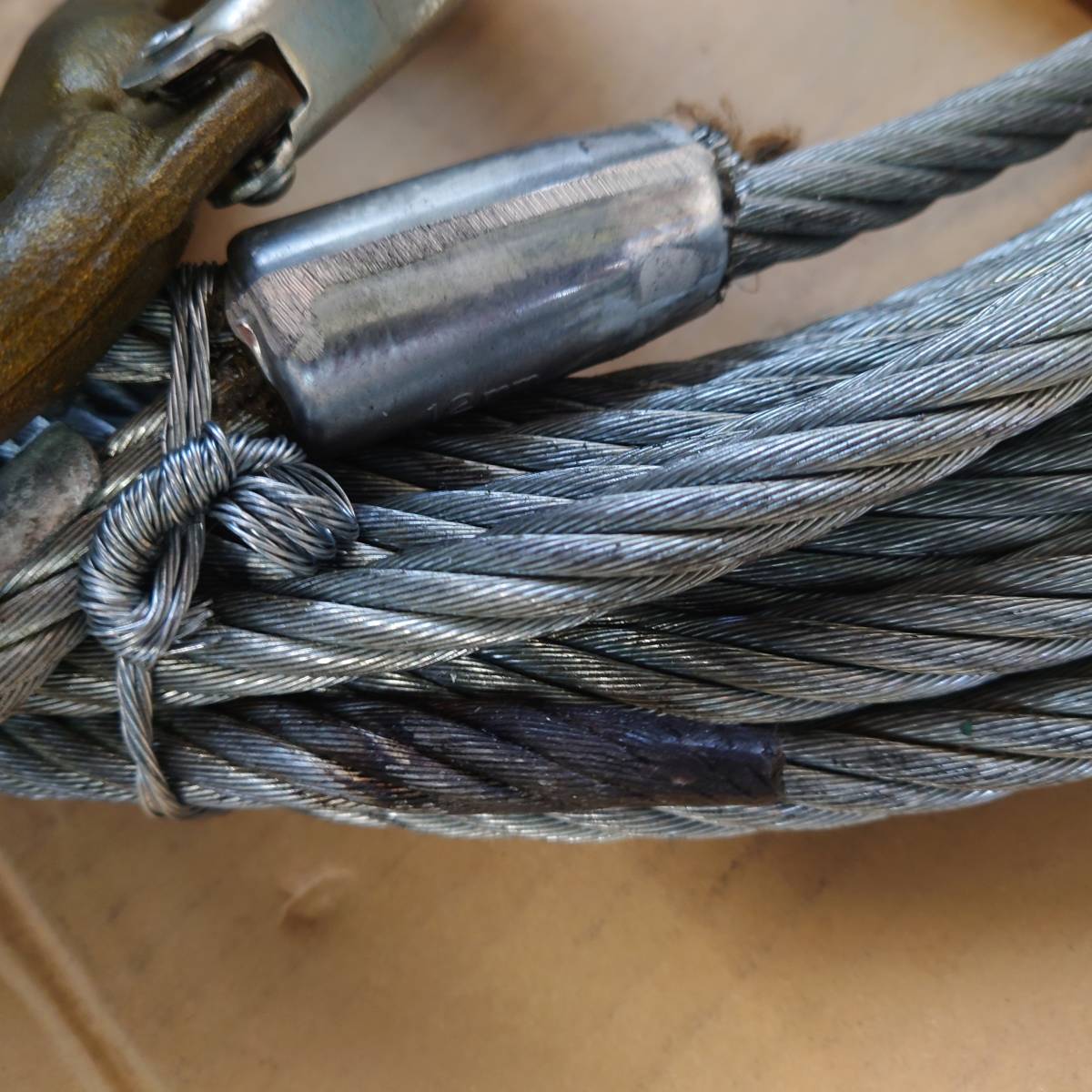  hook attaching plating wire rope 12mm 15m volume 